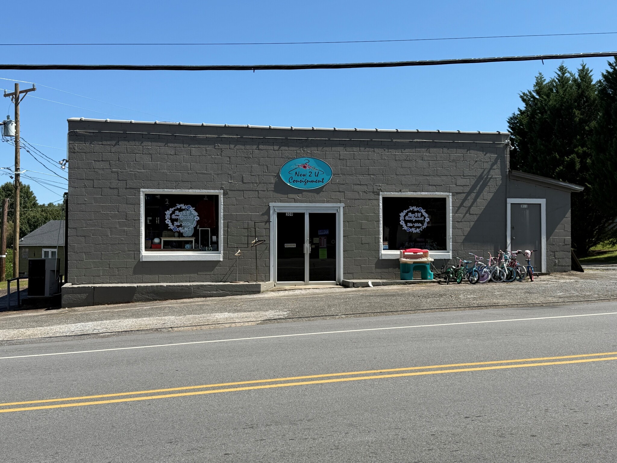 309 S Main St, Jonesville, NC à louer Photo intérieure– Image 1 sur 4