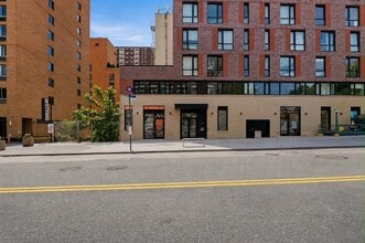 492 St. Nicholas Ave, New York, NY à louer Photo intérieure– Image 1 sur 7