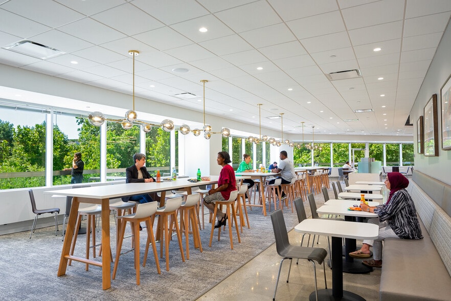 601 Merritt 7, Norwalk, CT à louer - Photo intérieure – Image 3 sur 34