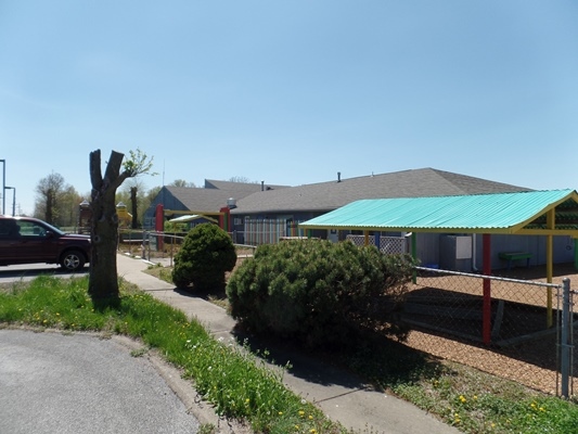206 Rushing Dr, Herrin, IL à vendre - Photo de l’immeuble – Image 3 sur 9