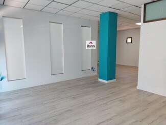 Plus de détails pour Local commercial à louer