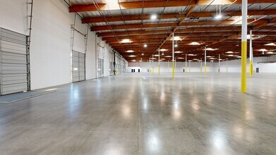 11070 Mulberry Ave, Fontana, CA à louer Numérisation 3D Matterport– Image 1 sur 15