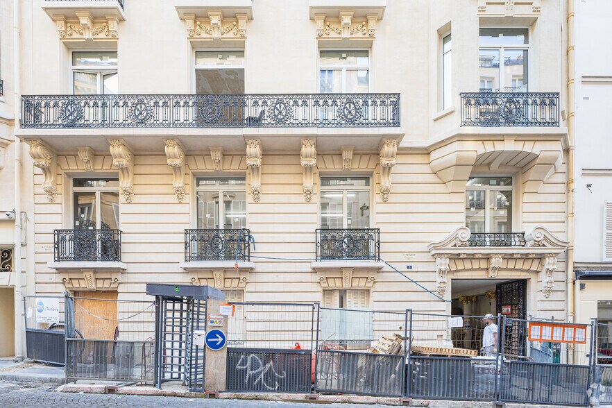 Bureau dans Paris à louer - Photo de l’immeuble – Image 2 sur 2
