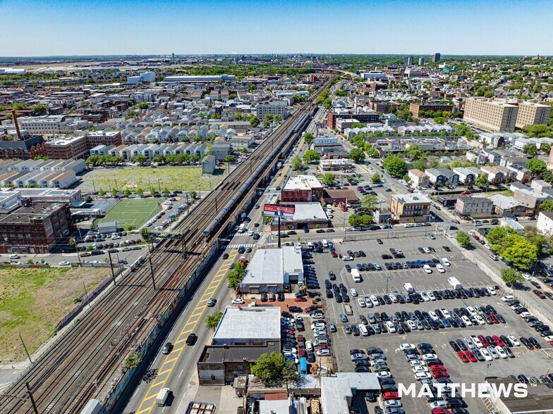 597 McCarter Hwy, Newark, NJ à vendre - Photo de l’immeuble – Image 2 sur 3