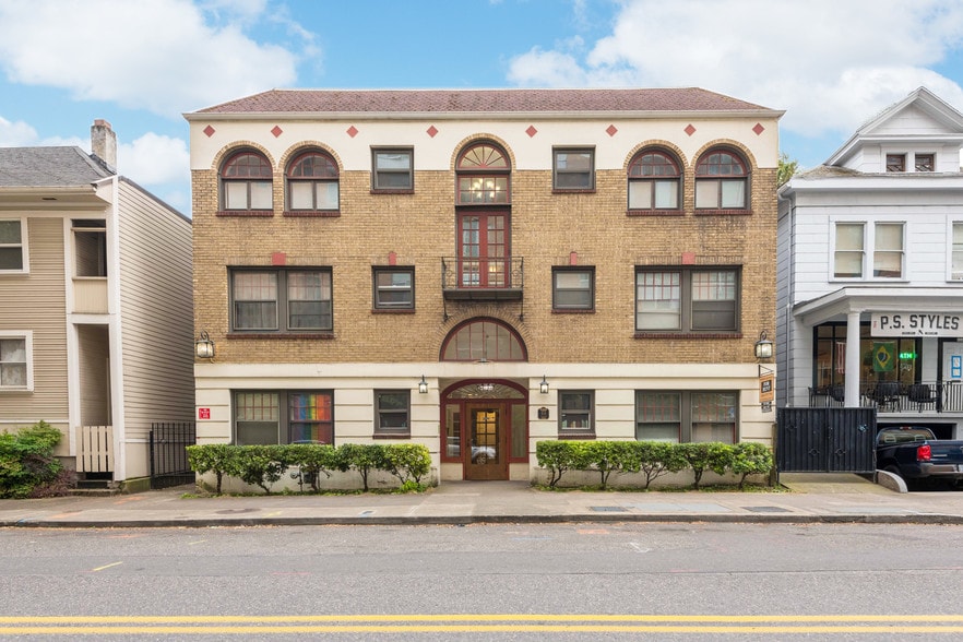 614 SW Jackson St, Portland, OR à vendre - Photo principale – Image 1 sur 5