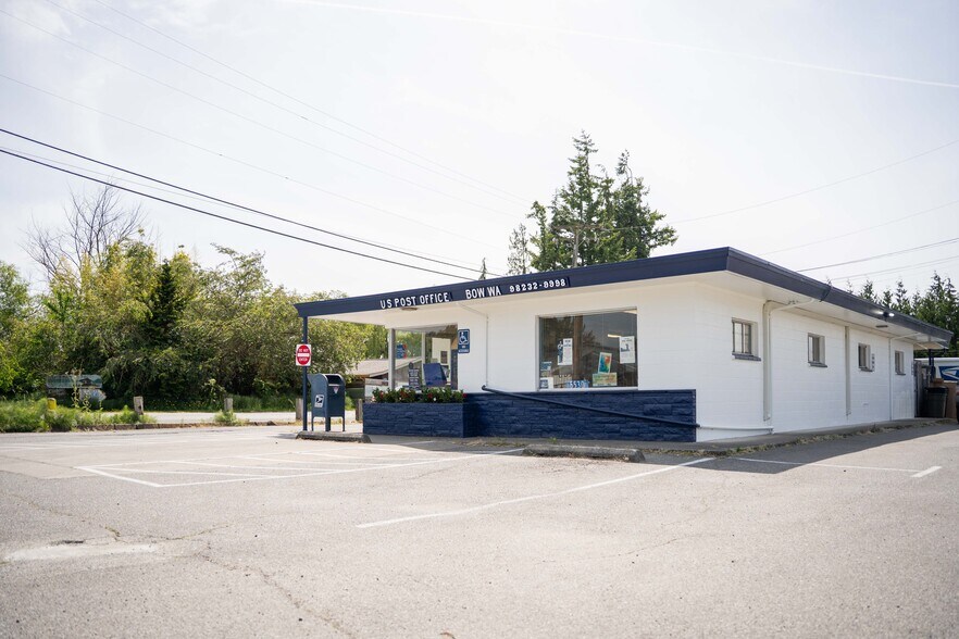 5530 Chuckanut Dr, Bow, WA à vendre - Photo de l’immeuble – Image 2 sur 11