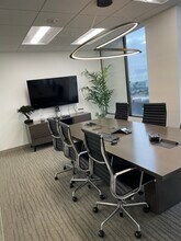 10880 Wilshire Blvd, Los Angeles, CA à louer Photo intérieure– Image 1 sur 5
