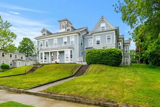 Plus de détails pour 72 Main St, Wareham, MA - Logement à vendre