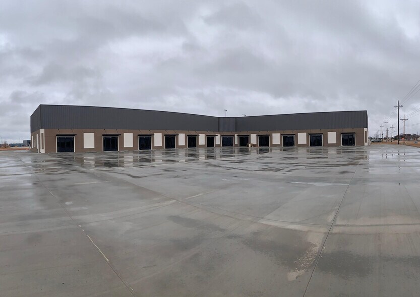 4726 Woodrow Rd, Lubbock, TX à louer - Photo de l’immeuble – Image 1 sur 7