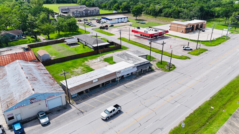 424 N Brooks St, Brazoria, TX à vendre - Aérien – Image 3 sur 18