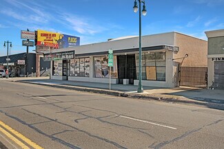 Plus de détails pour 200 N Cherokee Ln, Lodi, CA - Local commercial à vendre