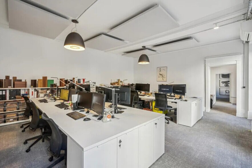 Bureau dans Paris à louer - Photo de l’immeuble – Image 3 sur 7