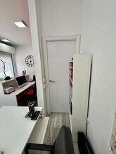 Local commercial dans Alcobendas, Madrid à louer Photo intérieure– Image 1 sur 5