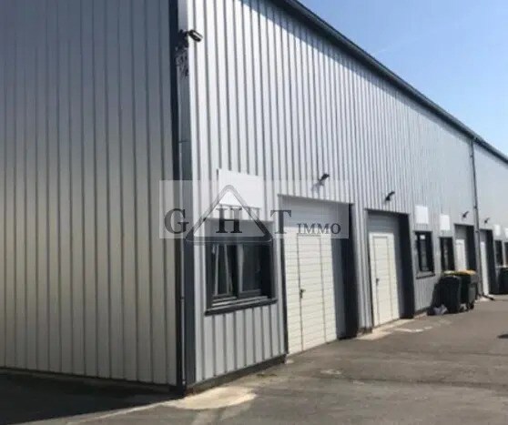 Industriel/Logistique dans Lagny-le-Sec à louer - Photo de l’immeuble – Image 1 sur 4