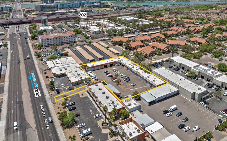 910 N Scottsdale Rd, Tempe, AZ à louer - Photo de l’immeuble – Image 3 sur 10