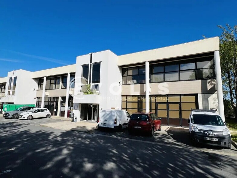 20 Rue Des Campanules, Lognes à louer - Photo de l’immeuble – Image 1 sur 6