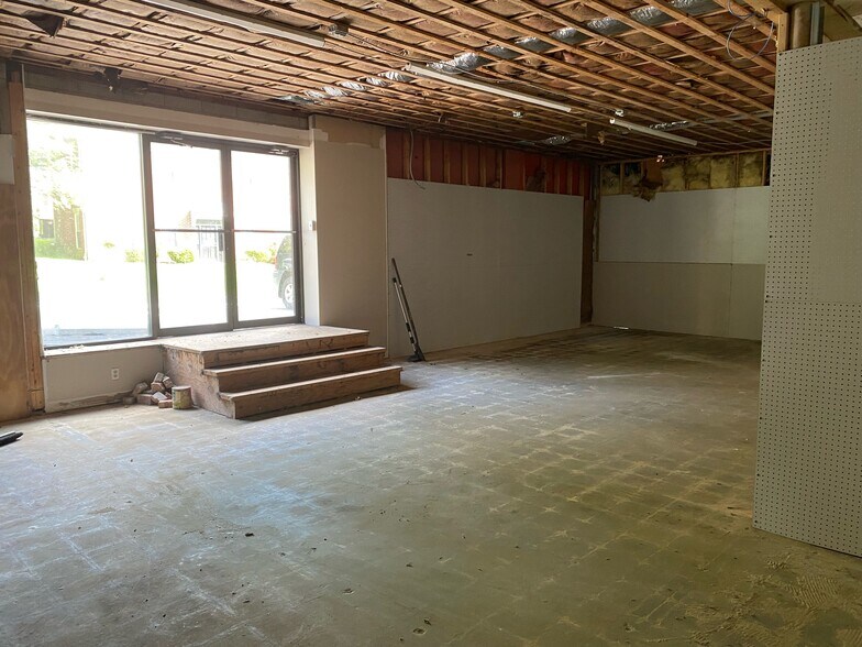 7448 Springfield Ave, Sykesville, MD à louer - Photo intérieure – Image 2 sur 21