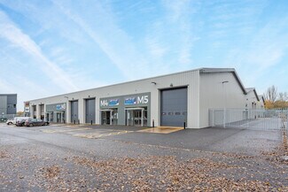 Plus de détails pour Crown Close, Taunton - Industriel/Logistique à louer