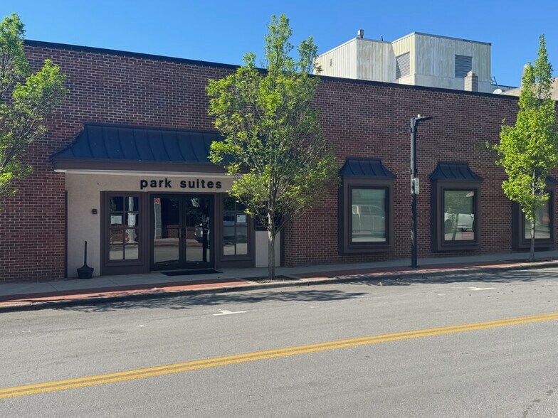 115-125 E Park St, Olathe, KS à vendre - Photo de l’immeuble – Image 1 sur 29