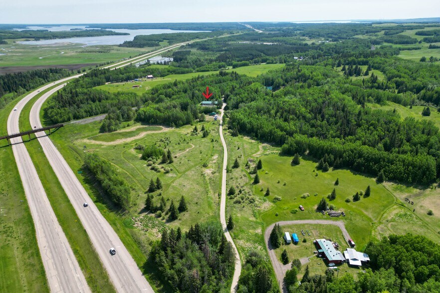 53309A Range Road 65, Parkland County, AB à vendre - Photo de l’immeuble – Image 2 sur 51