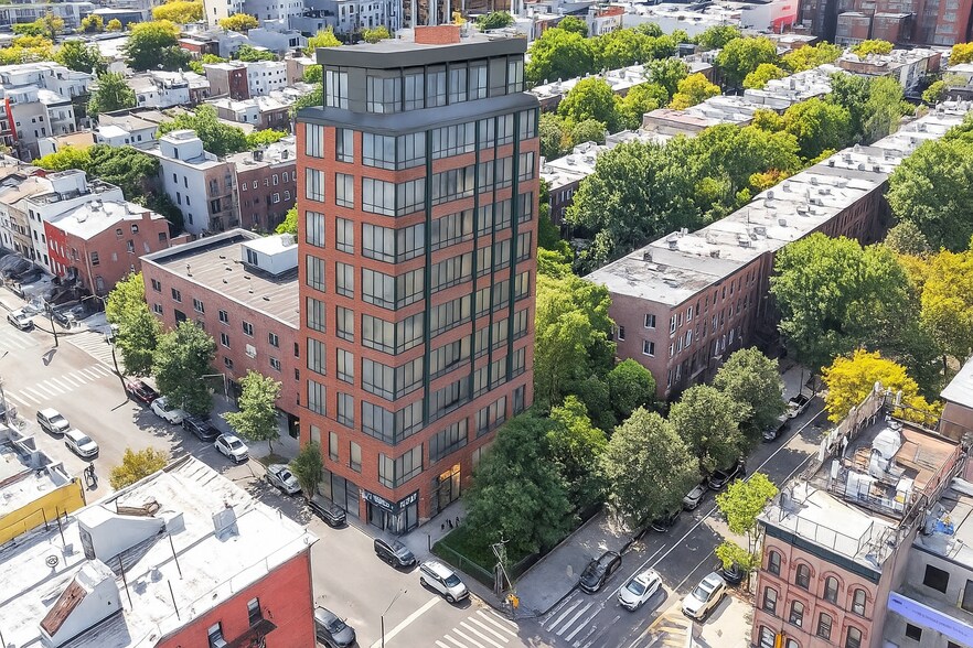 610 Marcy Ave, Brooklyn, NY à vendre - Photo de l’immeuble – Image 3 sur 7