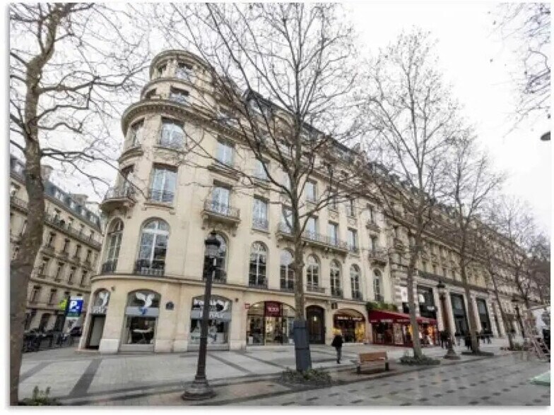 63 Avenue Des Champs Elysées, Paris à louer - Photo de l’immeuble – Image 2 sur 14