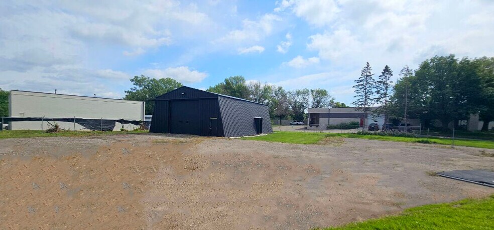 3575 Kilkenney Ln, Hamel, MN à louer - Photo de l’immeuble – Image 3 sur 12