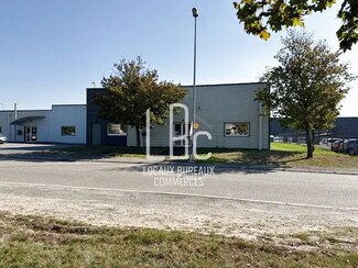 Plus de détails pour Local d'activités à louer