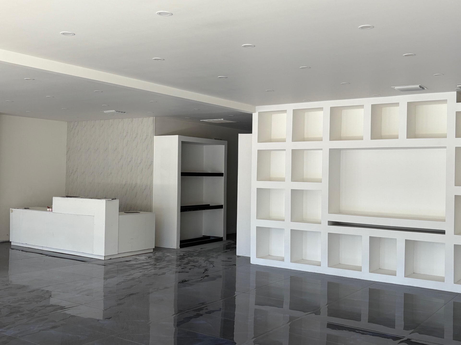 5201-5299 N State Road 7, Tamarac, FL à louer Photo intérieure– Image 1 sur 9