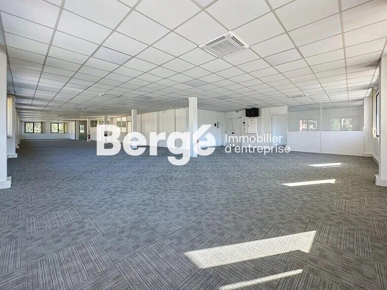 Bureau dans SOPHIA ANTIPOLIS à louer - Photo de l’immeuble – Image 2 sur 12