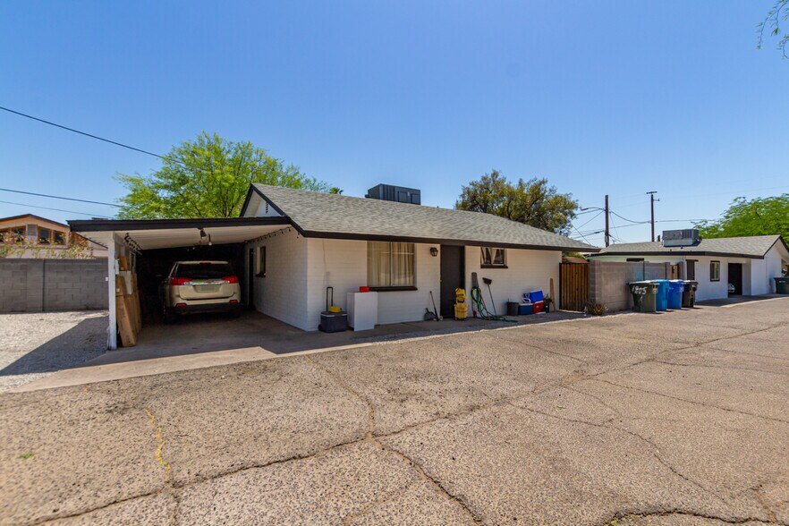 1801 N 25th Pl, Phoenix, AZ à vendre - Photo de l’immeuble – Image 2 sur 44