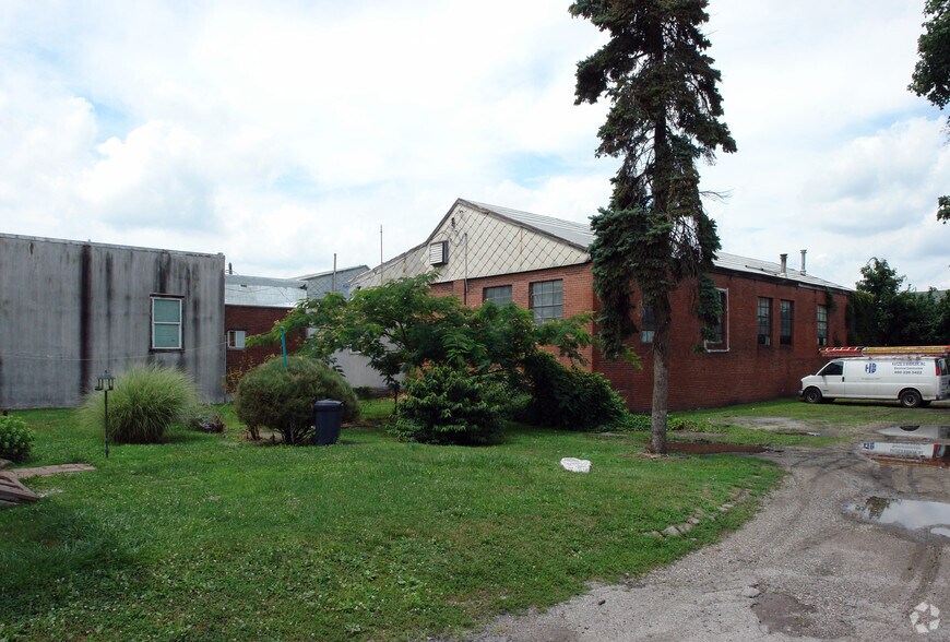 25 W 4th St, Bridgeport, PA à louer - Photo de l’immeuble – Image 2 sur 4