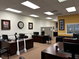 Plus de détails pour 2200-2228 US Highway 9, Howell, NJ - Bureau/Local commercial à louer