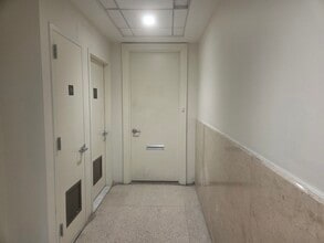 225 Broadway, New York, NY à louer Photo intérieure– Image 1 sur 6