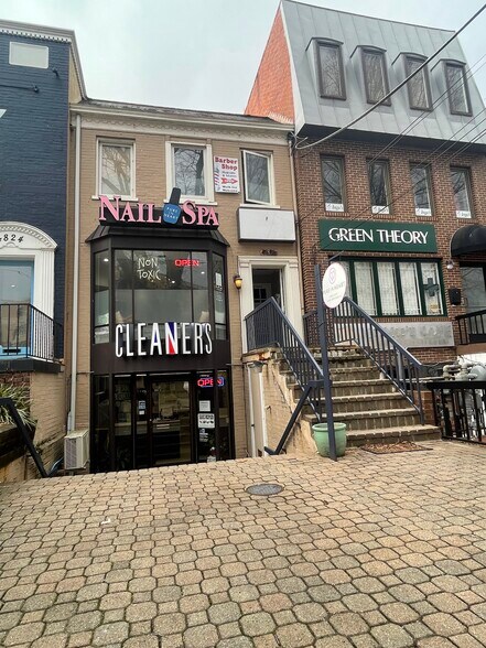 4826 MacArthur Blvd NW, Washington, DC à vendre - Photo de l’immeuble – Image 2 sur 8