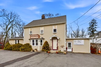 914 Center St, Lewiston, NY à louer Photo intérieure– Image 1 sur 59