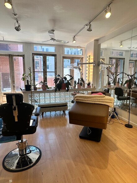 223 Church St, Philadelphia, PA à louer - Photo de l’immeuble – Image 3 sur 5