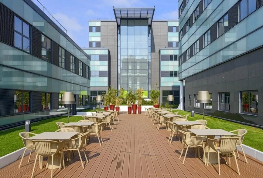 54-56 Avenue Jean Jaurès, Colombes à louer - Photo de l’immeuble – Image 1 sur 24