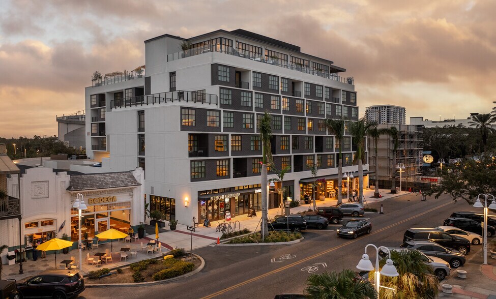 1200R Central Ave, Saint Petersburg, FL à vendre - Photo de l’immeuble – Image 3 sur 4