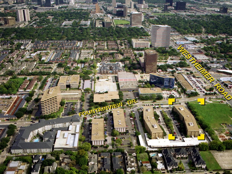 2640 Fountain View Dr, Houston, TX à louer - Aérien – Image 2 sur 8