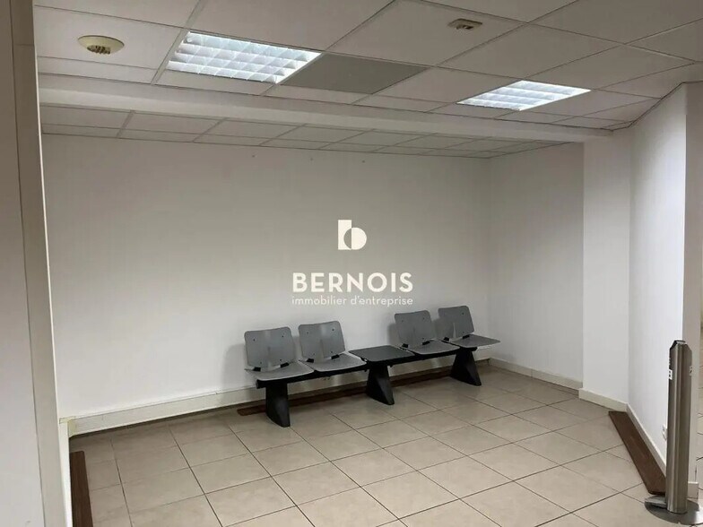 Bureau dans Toulon à louer - Photo intérieure – Image 3 sur 10