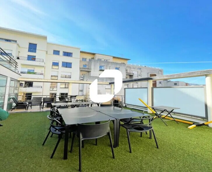 Bureau dans Boulogne-Billancourt à vendre - Photo de l’immeuble – Image 1 sur 7