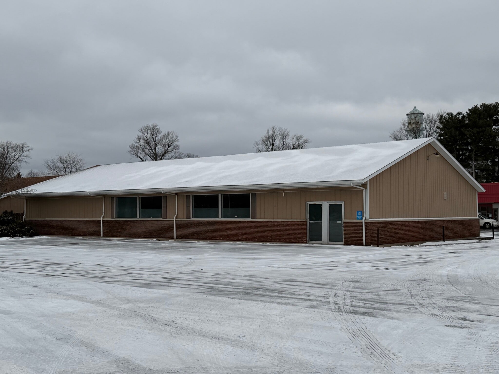 156 S Flynn Rd, Westville, IN à louer Photo intérieure– Image 1 sur 2