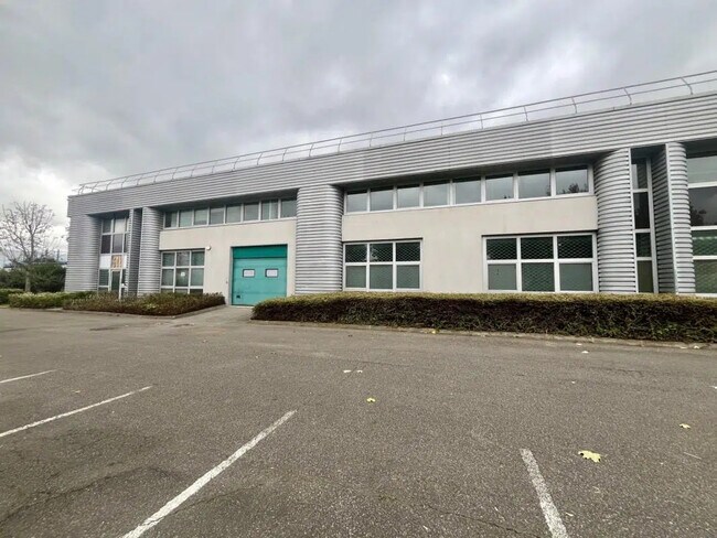 Plus de détails pour Industriel/Logistique à louer