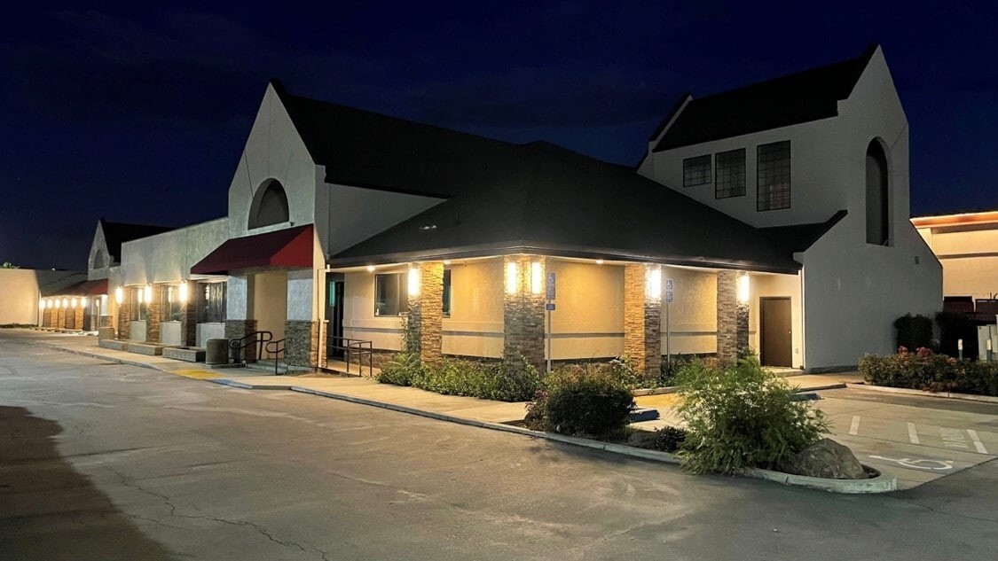 552 W Benjamin Holt Dr, Stockton, CA à louer Photo intérieure– Image 1 sur 2