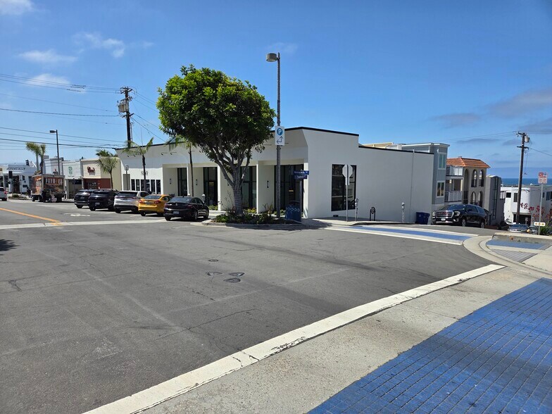 1141-1151 Manhattan Ave, Manhattan Beach, CA à louer - Photo de l’immeuble – Image 2 sur 9
