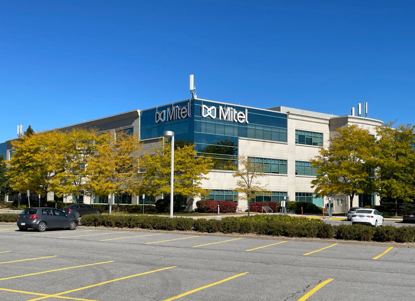 4000 Innovation Dr, Ottawa, ON à louer - Photo de l’immeuble – Image 1 sur 13
