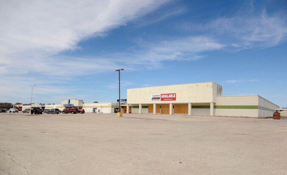 1501 E Main St, Alice, TX à louer - Photo de l’immeuble – Image 1 sur 5