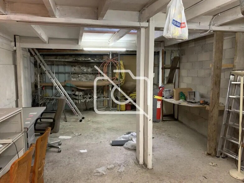 Industriel/Logistique dans Valenton à vendre - Photo de l’immeuble – Image 3 sur 7