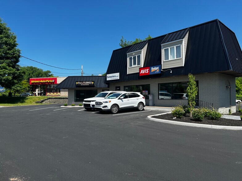 2600 Berlin Tpke, Newington, CT à louer - Photo de l’immeuble – Image 1 sur 20